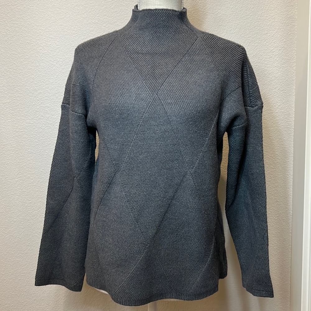 Pullover Sweater
